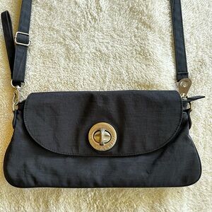 Baggallini Black Purse